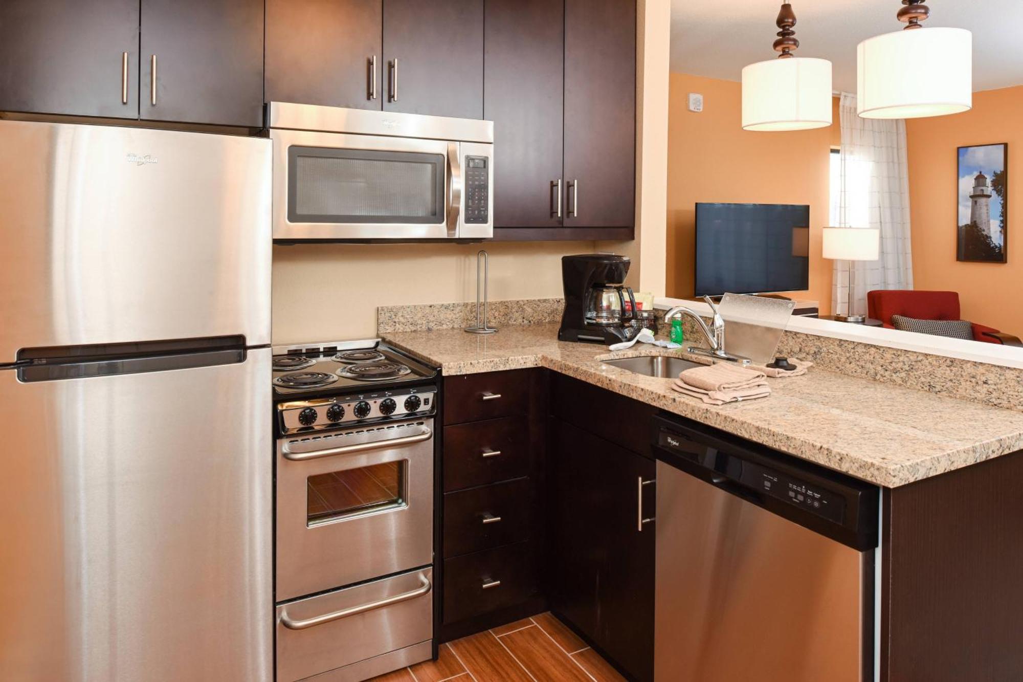 Towneplace Suites By Marriott Detroit Commerce Commerce Township Eksteriør bilde
