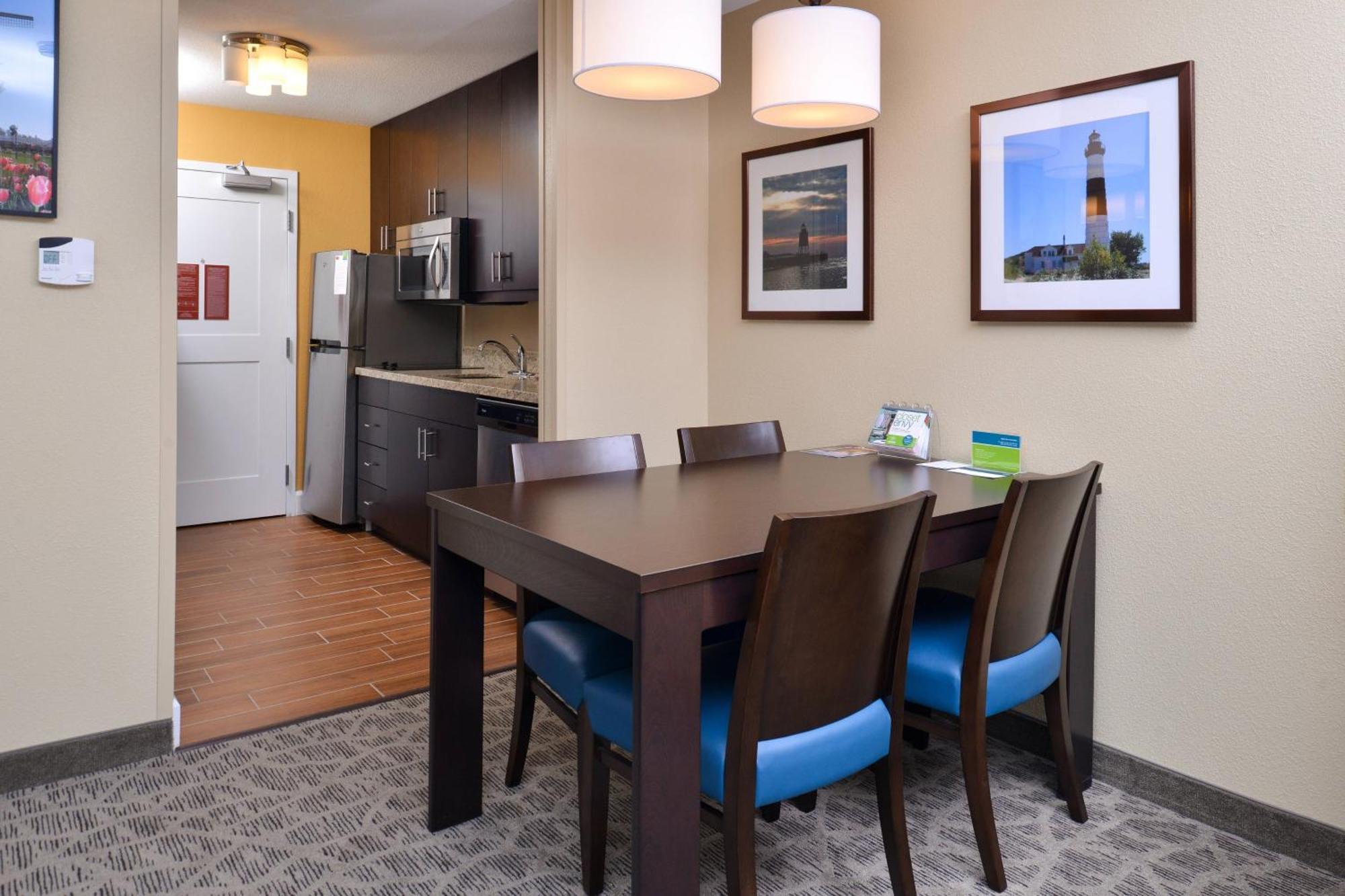 Towneplace Suites By Marriott Detroit Commerce Commerce Township Eksteriør bilde